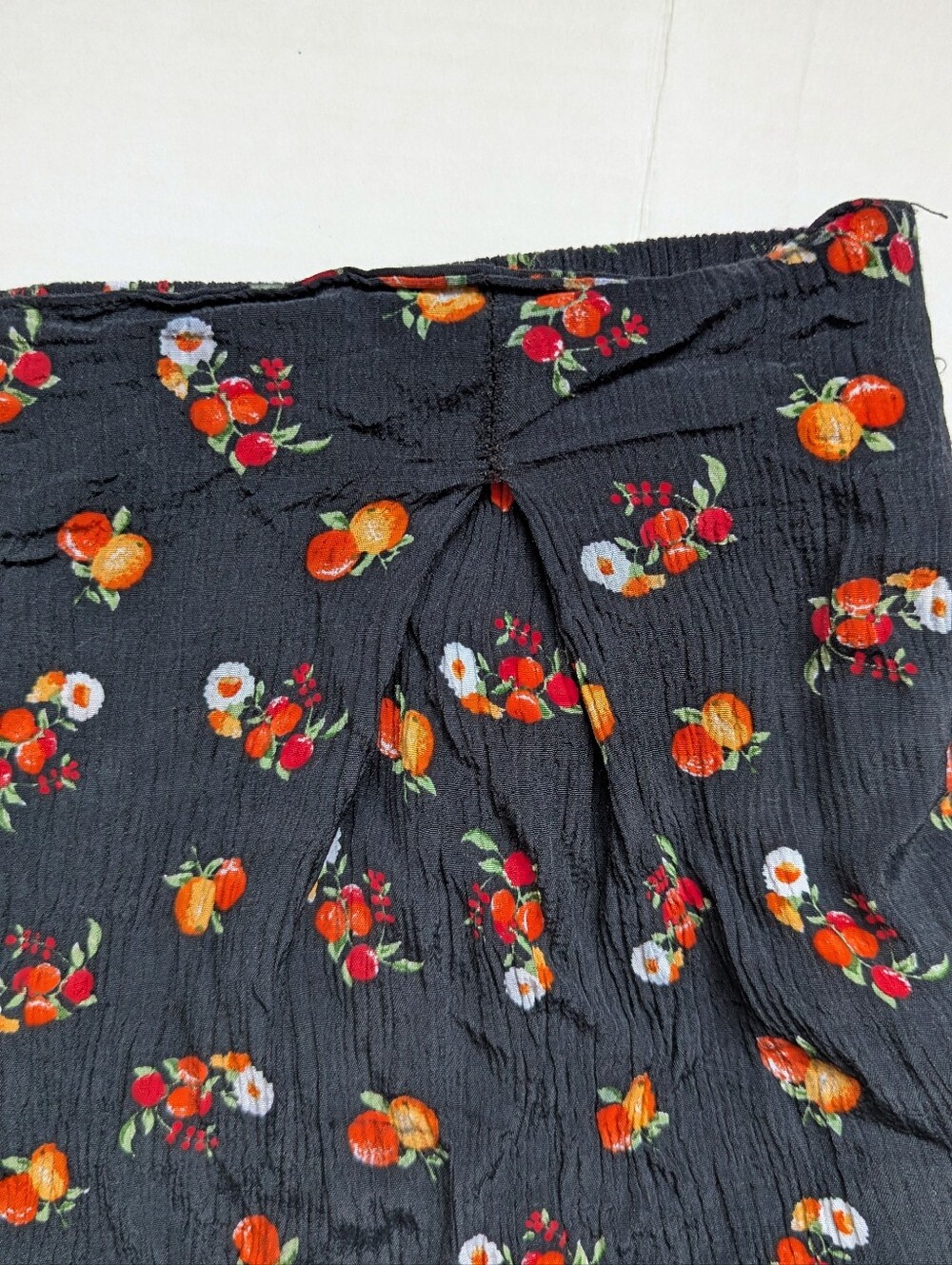 Vintage Crinkle Oranges + Flower Print High Waist Shorts - Picture 5 of 11